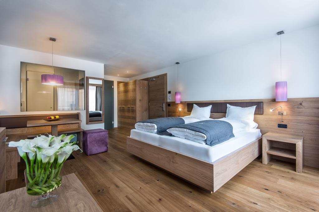 Hotel La Fradora - Dolomites Hotel San Cassiano  Camera foto