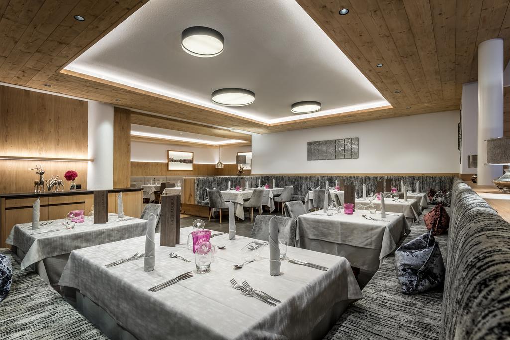 Hotel La Fradora - Dolomites Hotel San Cassiano  Esterno foto