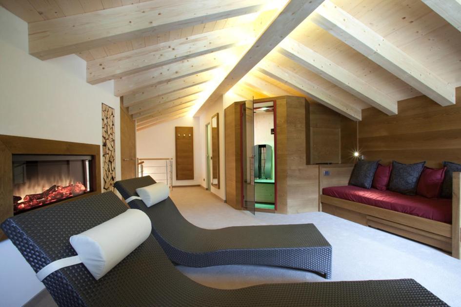 Hotel La Fradora - Dolomites Hotel San Cassiano  Esterno foto