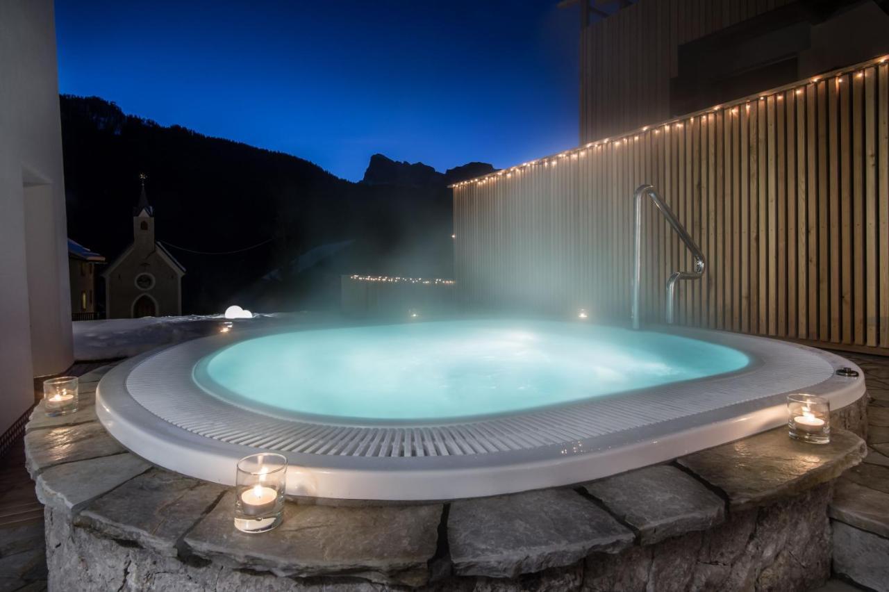 Hotel La Fradora - Dolomites Hotel San Cassiano  Esterno foto